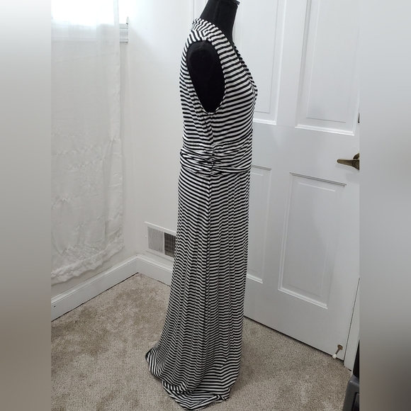 Maxi Dress - Picture 3 of 6